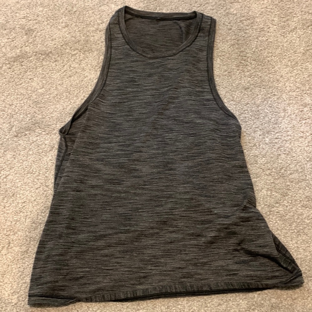 Never worn Lululemon tank top